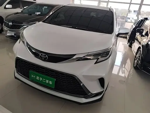 Toyota Granvia — Фото автомобиля 2