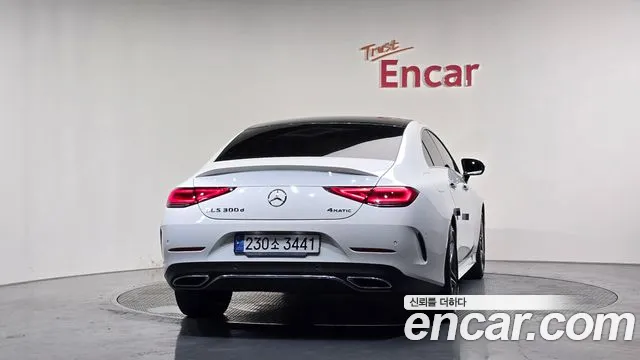 Mercedes-Benz CLS-Class — Фото автомобиля 2