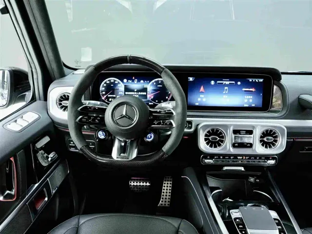 Mercedes-Benz G-Class — Фото автомобиля 14