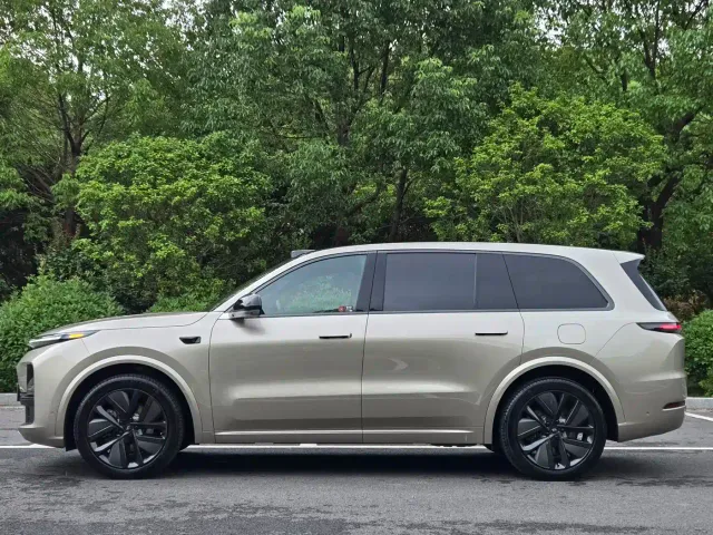 Li Auto L9 — Фото автомобиля 3