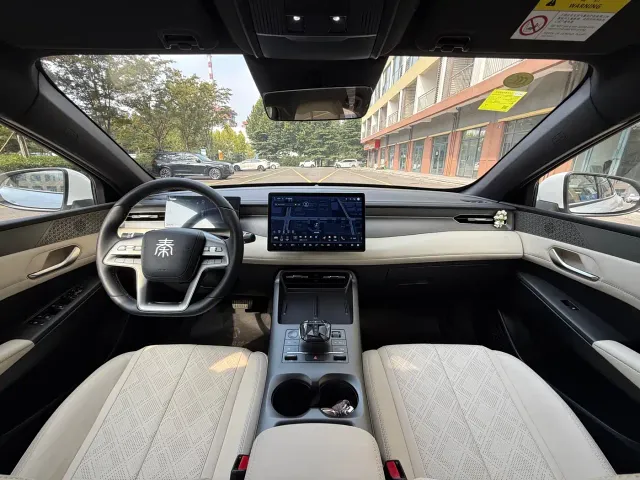 BYD Qin PLUS — Фото автомобиля 10