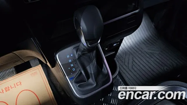 Hyundai Staria Staria Карго 5 мест — Фото автомобиля 9