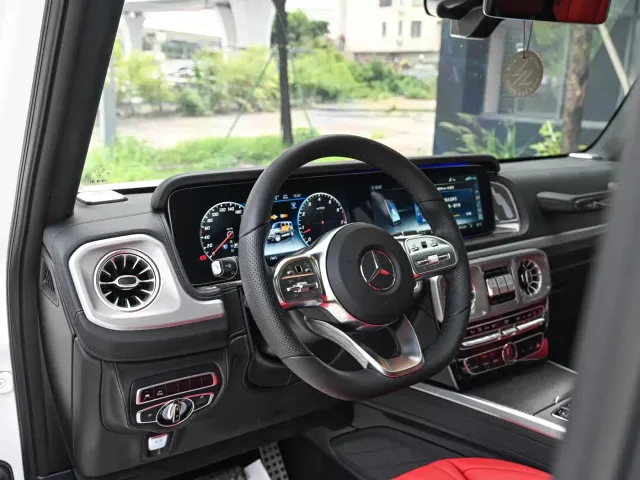 Mercedes-Benz G-Class — Фото автомобиля 15