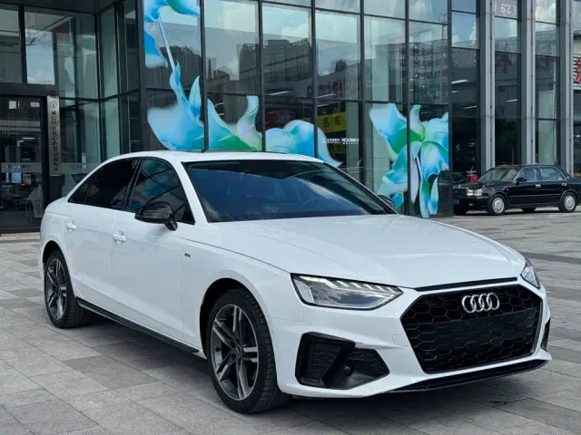 Audi A4L — Фото автомобиля 2