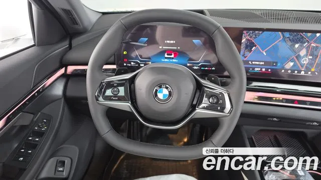 BMW 5-Series — Фото автомобиля 9