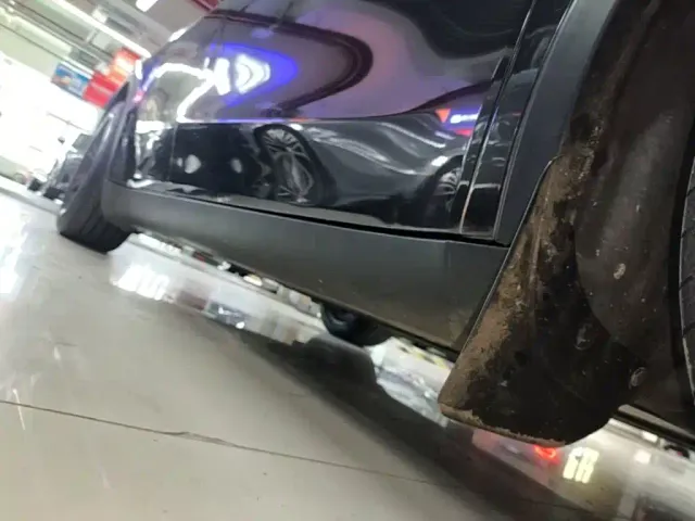 Tesla Model Y — Фото автомобиля 20