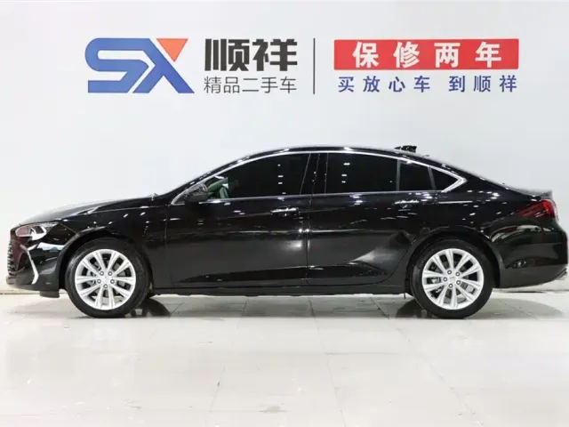 Buick Regal — Фото автомобиля 6