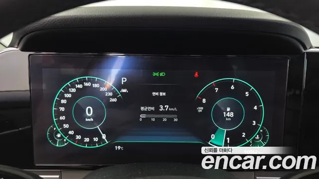 Hyundai Grandeur New — Фото автомобиля 11