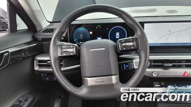 Hyundai Grandeur Grandeur (GN7) 2.5 Бензин 2WD — Фото автомобиля 14