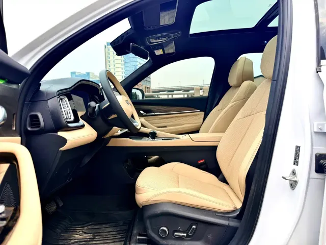 Geely Xingyue L — Фото автомобиля 8