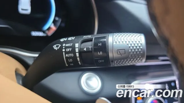 Genesis GV80 — Фото автомобиля 27
