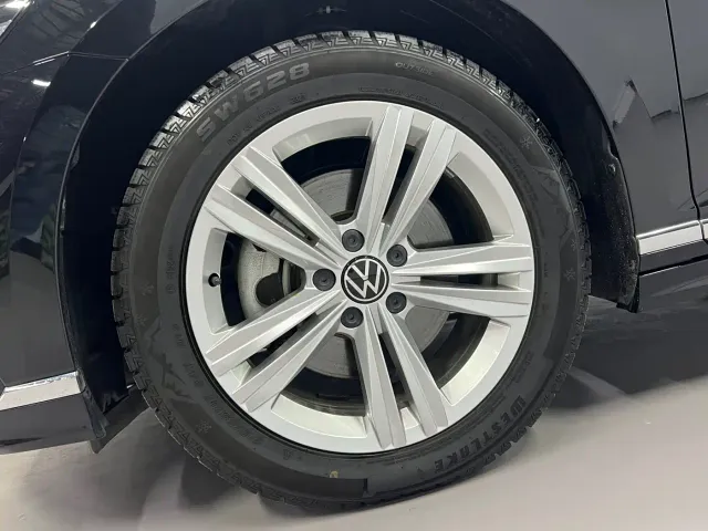 Volkswagen Magotan — Фото автомобиля 7