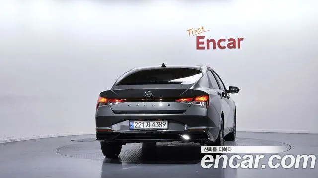 Фотография автомобиля — Hyundai AVANTE