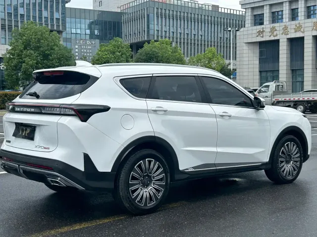 Jetour X70 Plus — Фото автомобиля 15