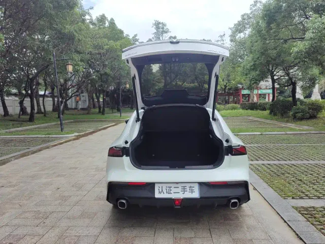 Changan UNI-V — Фото автомобиля 12