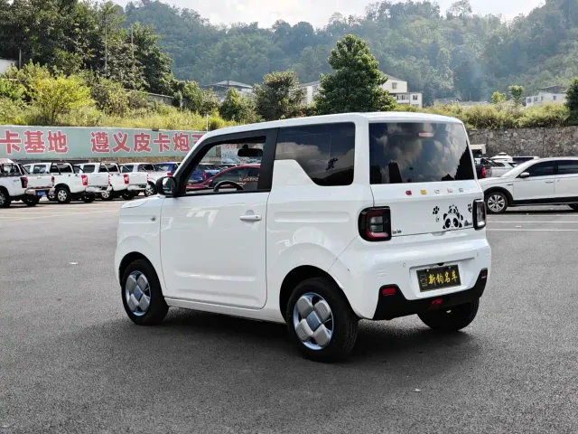 Geely Panda — Фото автомобиля 12