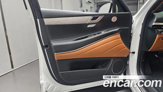 Genesis GV80 — Фото автомобиля 13