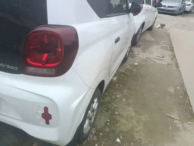 Roewe Clever — Фото автомобиля 7