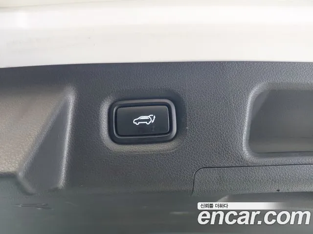 Hyundai Santafe — Фото автомобиля 15