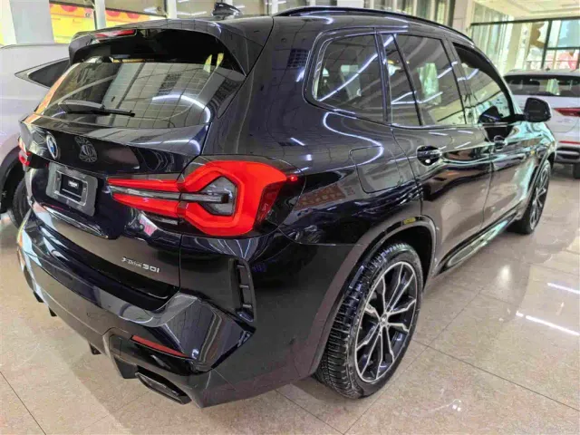 BMW X3 — Фото автомобиля 4