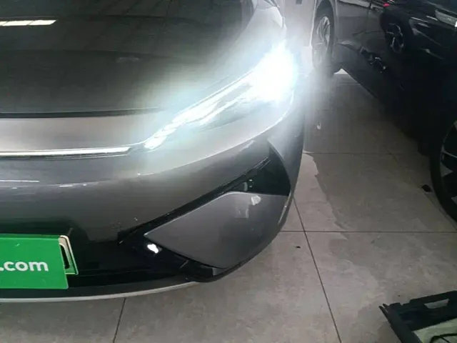 BYD Yuan PLUS — Фото автомобиля 23