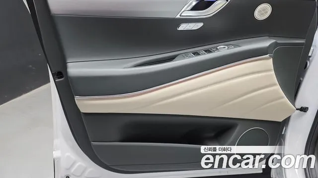 Genesis GV80 — Фото автомобиля 13