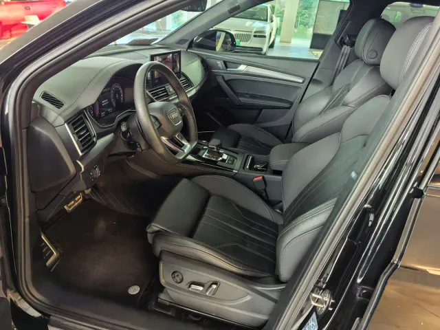 Audi Q5L — Фото автомобиля 4