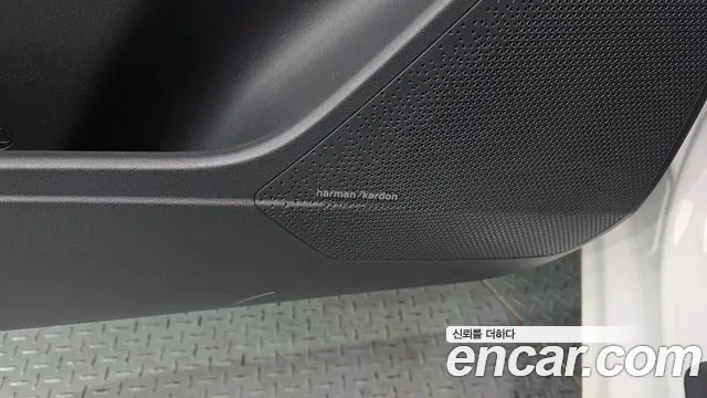 Kia Niro The All New Niro Signature — Фото автомобиля 27