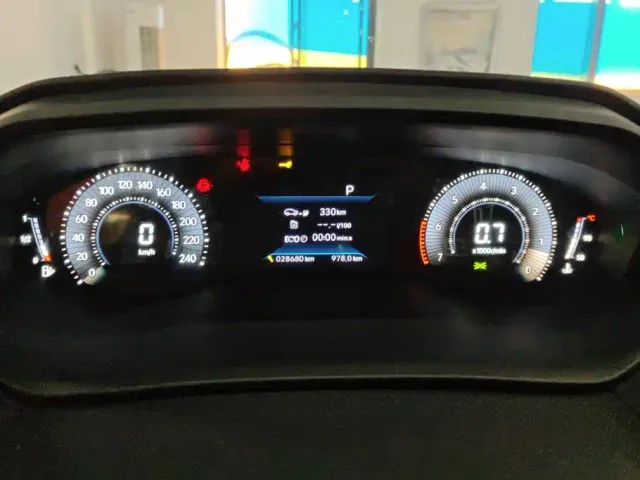 Peugeot 408 — Фото автомобиля 14