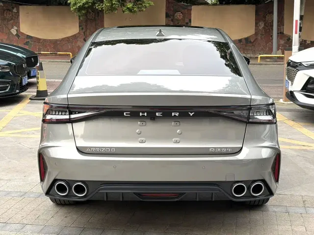 Chery Arrizo 8 — Фото автомобиля 10