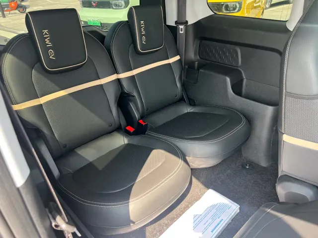 Baojun KiWi EV — Фото автомобиля 16
