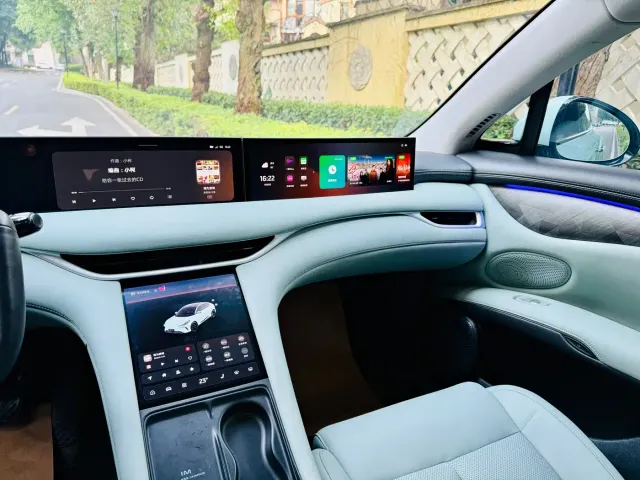 IM Motors LS6 — Фото автомобиля 19