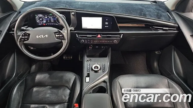 Kia Niro — Фото автомобиля 7