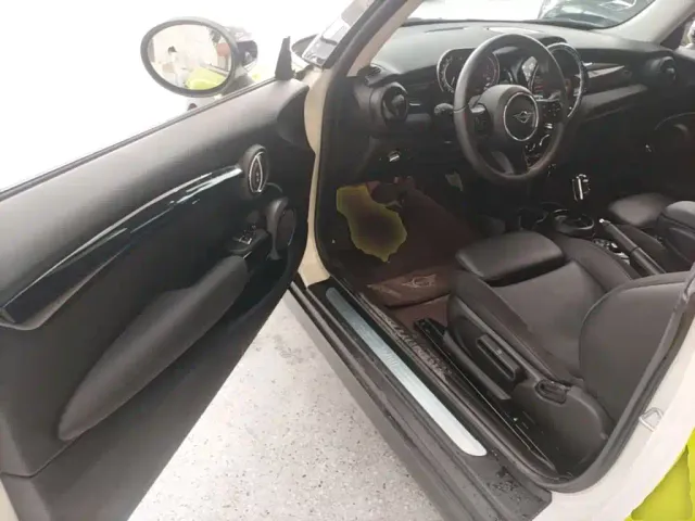 MINI Hatch — Фото автомобиля 15