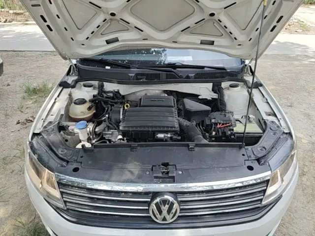 Volkswagen Lavida — Фото автомобиля 19