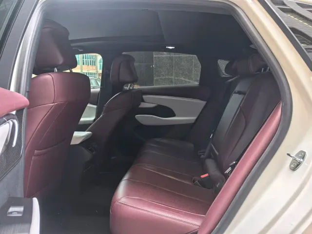 Buick LaCrosse — Фото автомобиля 11