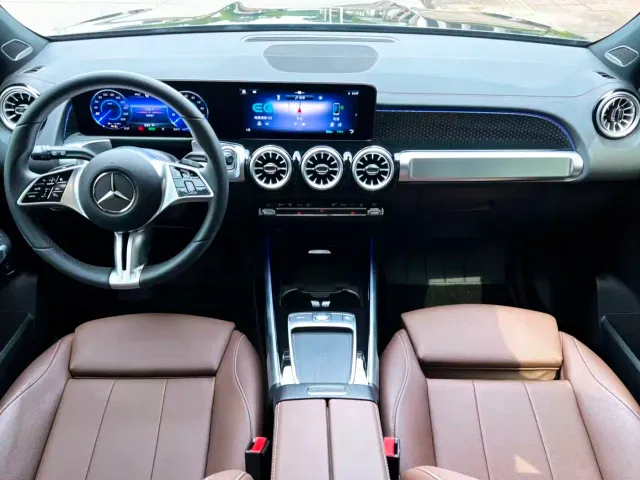 Mercedes-Benz EQB — Фото автомобиля 9
