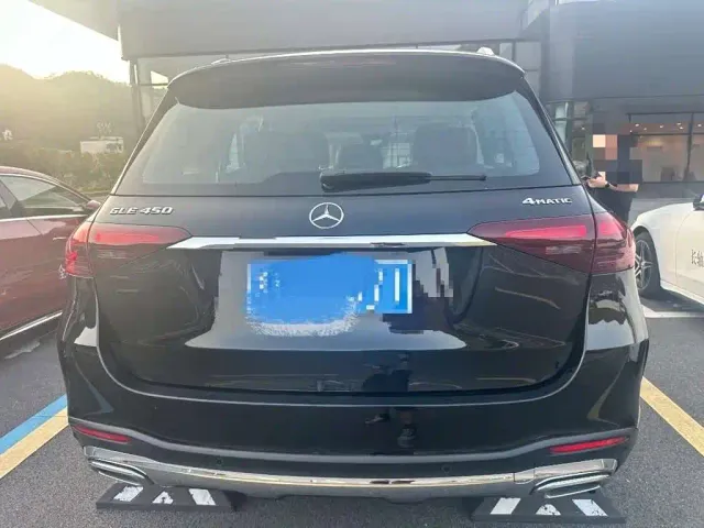 Mercedes-Benz GLE-Class — Фото автомобиля 4