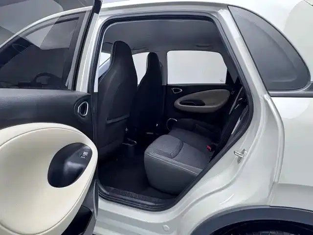 Wuling Bingo — Фото автомобиля 13