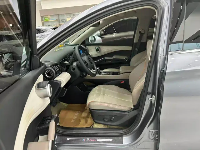 BYD Yuan PLUS — Фото автомобиля 4