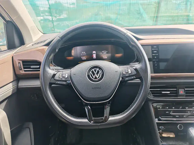 Volkswagen Tharu — Фото автомобиля 7