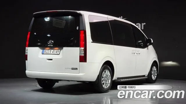 Hyundai Staria Staria — Фото автомобиля 2