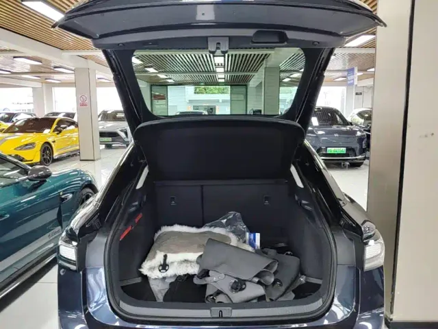 Volkswagen ID.7 Vizzion — Фото автомобиля 14