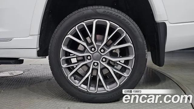 Jeep Cherokee Grand Cherokee(WL) L 3.6 Summit Reserve — Фото автомобиля 18