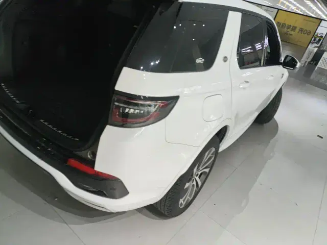 Land Rover Discovery Sport — Фото автомобиля 6