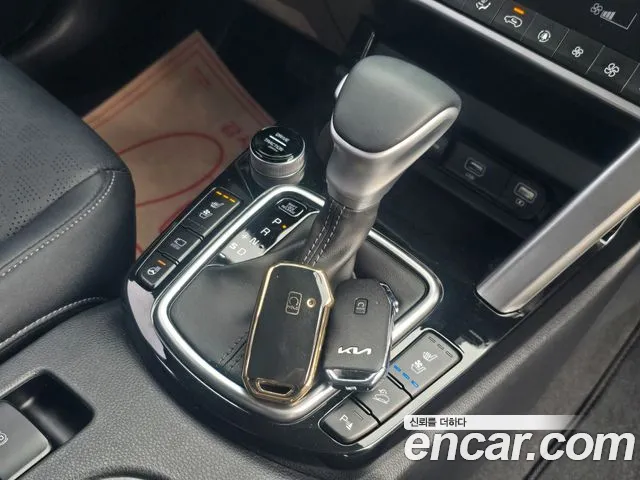 Kia Seltos — Фото автомобиля 12