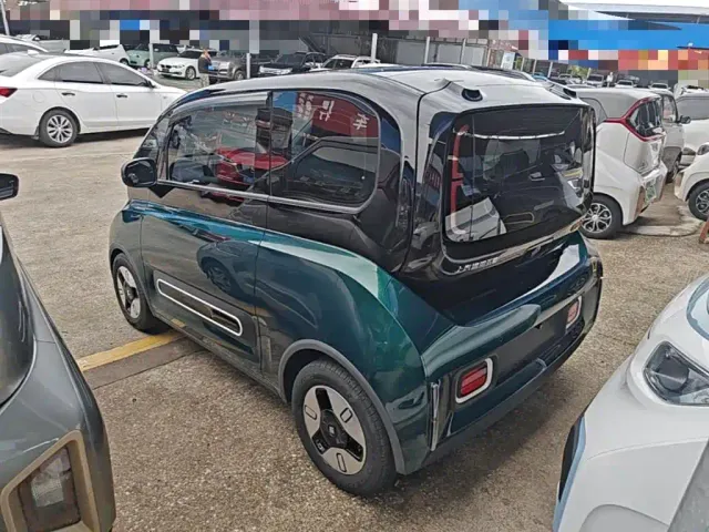 Baojun KiWi EV — Фото автомобиля 4