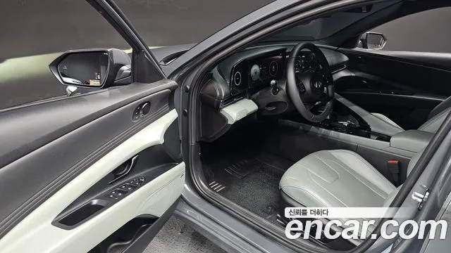 Hyundai AVANTE Новый Avante (CN7) — Фото автомобиля 10
