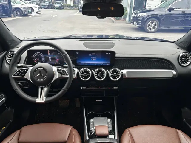 Mercedes-Benz GLB-Class — Фото автомобиля 9