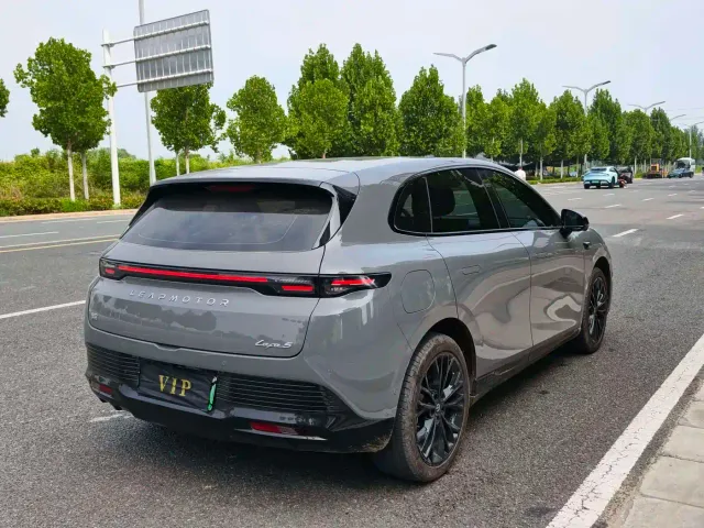Leapmotor Lafa 5 — Фото автомобиля 11